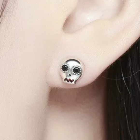 Jewelry - 925 Sterling Silver Skull Halloween Cute Skeleton